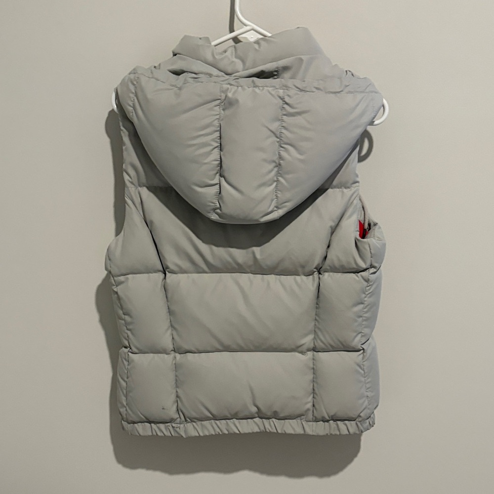 Hollister Gray Puffer Vest - Picture 2 of 3